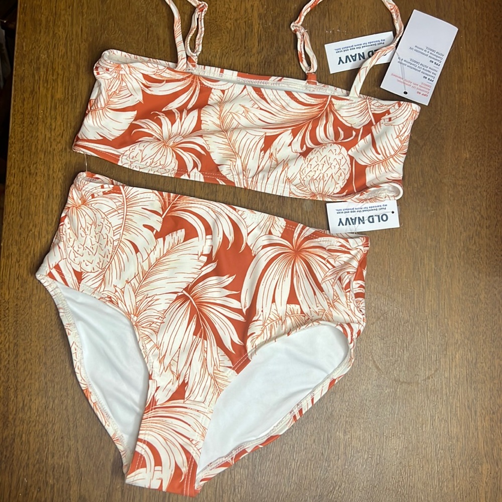 Old Navy 2 Piece Swimsuit M(8)